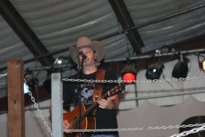 Jason Boland and The Stragglers 015